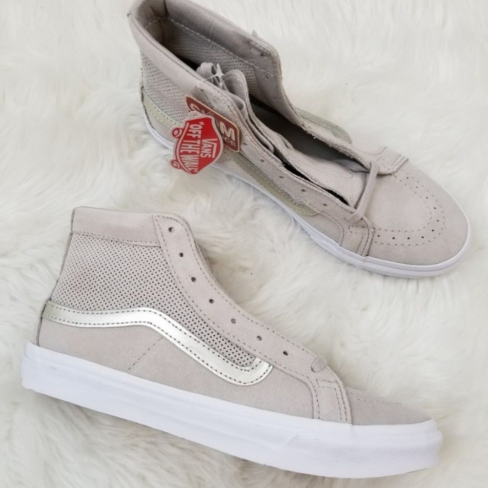 SK8-Hi Slim Cutout Silver Cloud Suede Vans
